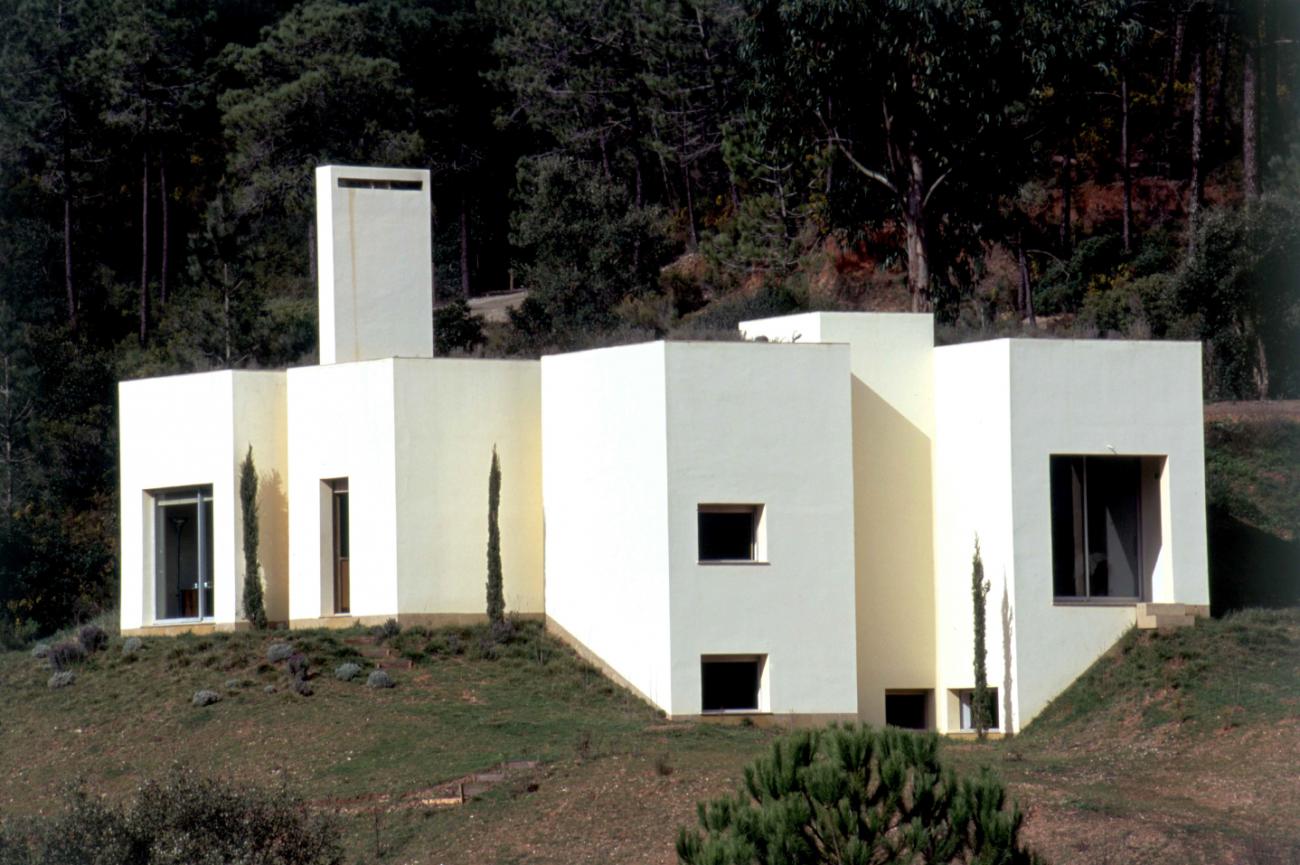 Eduardo Souto de Moura | The Pritzker Architecture Prize